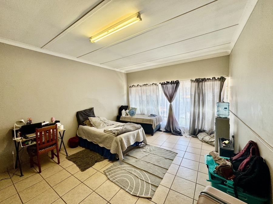 5 Bedroom Property for Sale in Die Bult North West